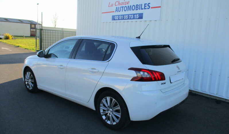 PEUGEOT 308 1.2 L  110 CH ALLURE complet