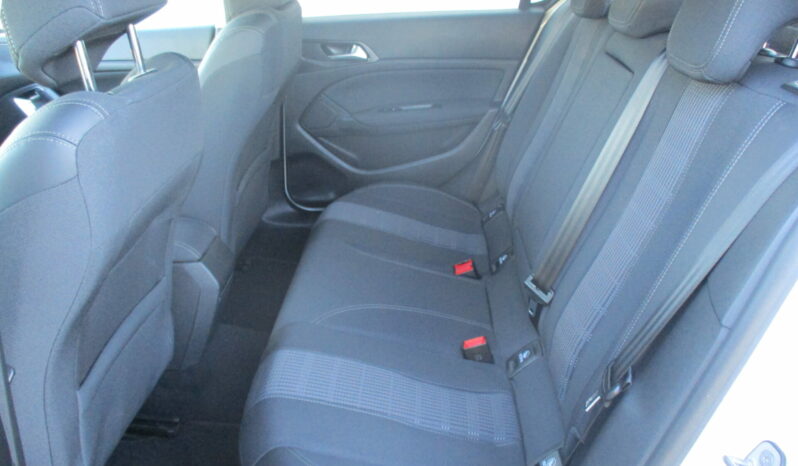 PEUGEOT 308 1.2 L  110 CH ALLURE complet