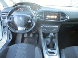 PEUGEOT 308 1.2 L  110 CH ALLURE complet
