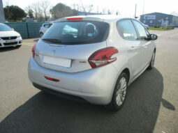PEUGEOT 208 HDI 75 ACTIVE complet